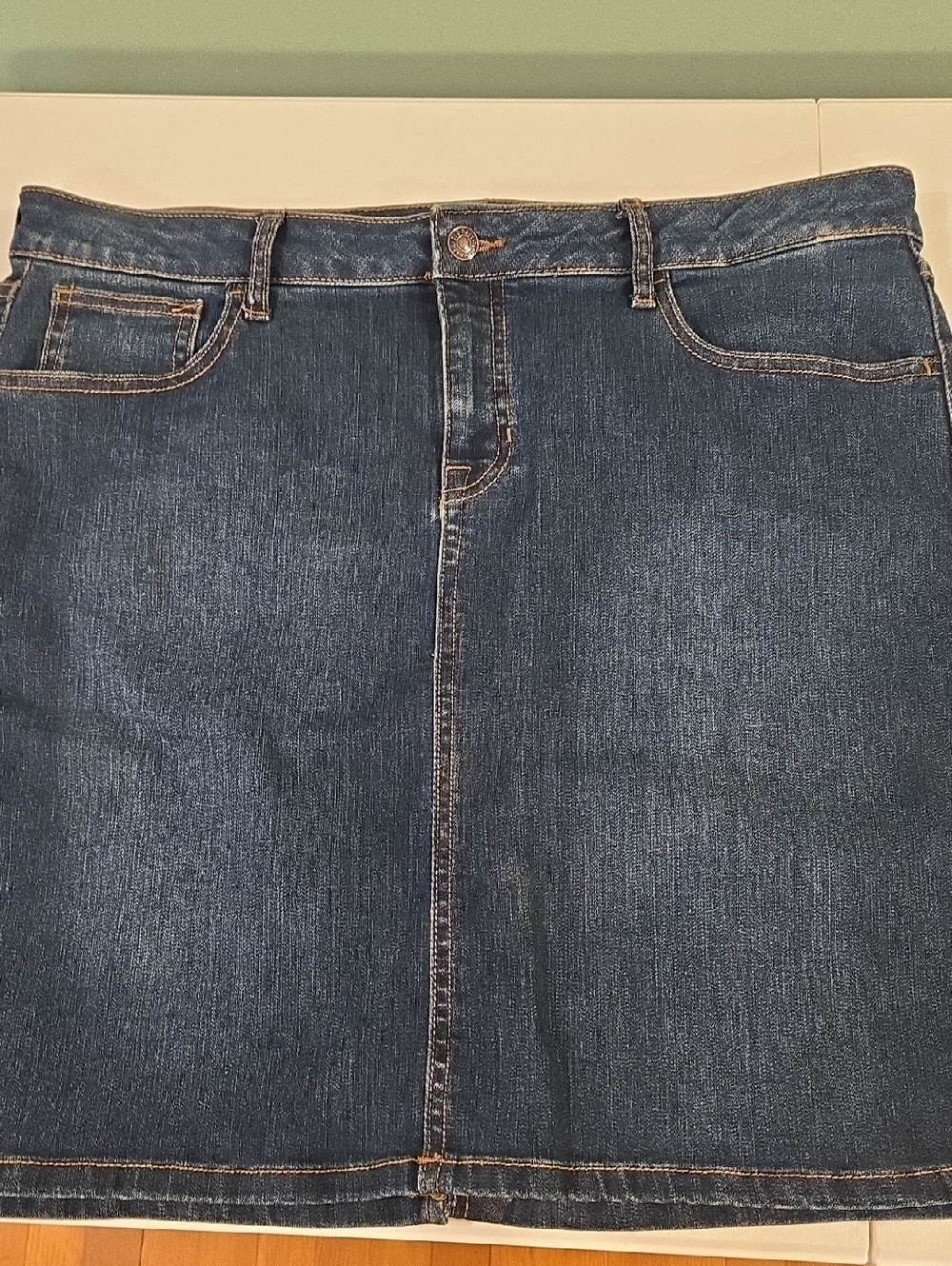 Old Navy Dark Wash Denim Skirt with Contrast Stitching